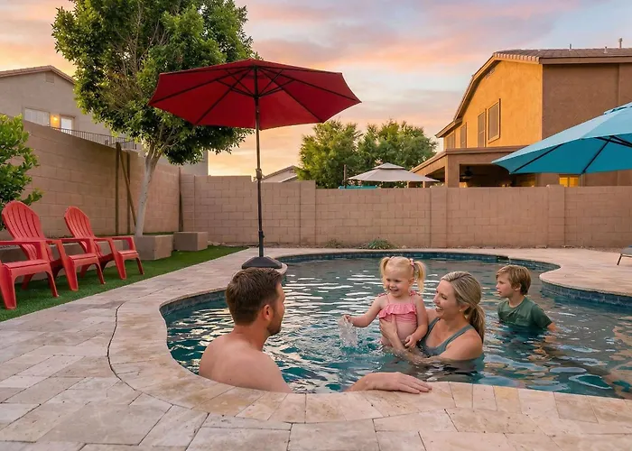 Holiday home Pool Grill Games Chill - Awaits